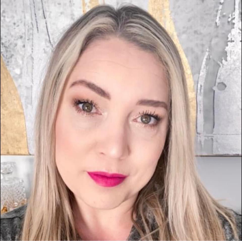 Classic polished glam makeup